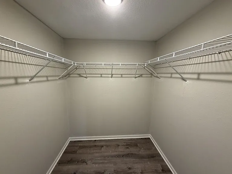5305-5307 Currituck Ln — Photo 11
