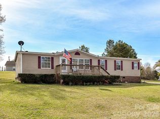 1565 Foxbrook Cir, Lancaster, SC 29720