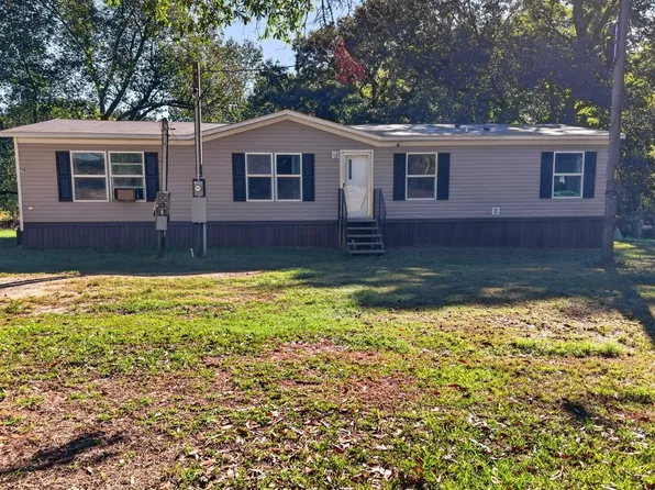 764 Racetrack Rd, Wetumpka, AL 36092