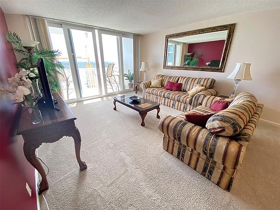 5th image of 1370 S Ocean Boulevard #2303