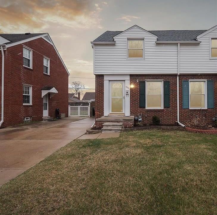 1st image of 1836 15th St