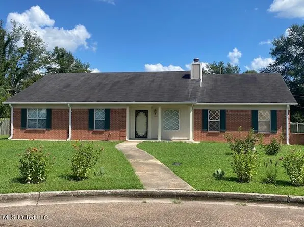 1224 Saint George Cv, Clarksdale, MS 38614
