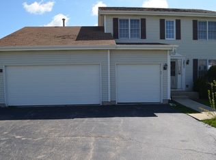 2855 Weld Rd, Elgin, IL 60124