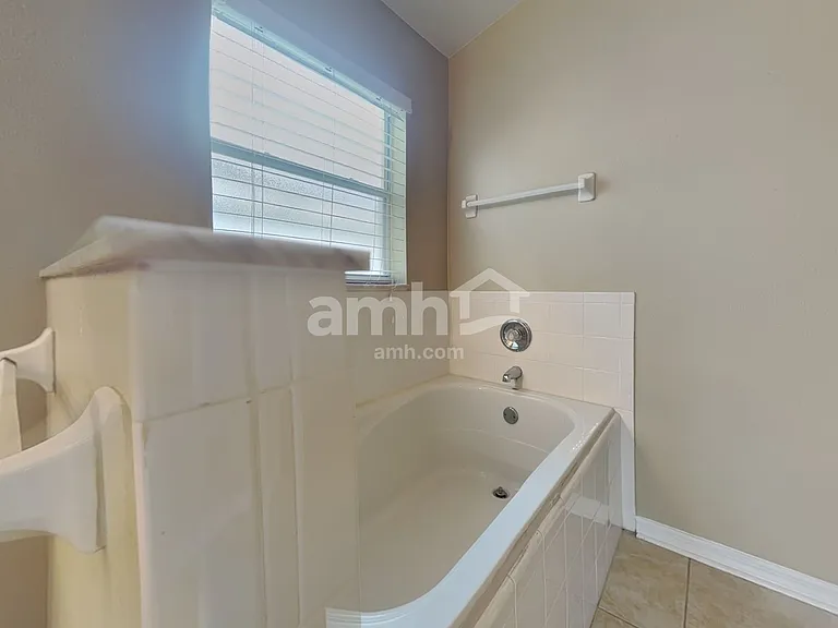 14686 Lady Victoria Blvd — Photo 12