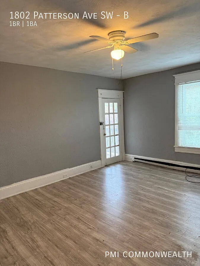 1 Bed / 1 Bath Apartment (Available Now) — Photo 2