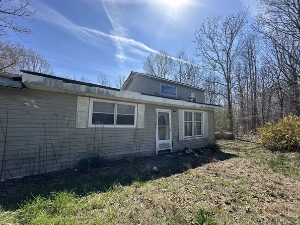 1342 Valley View Rd, Ashland City, TN 37015