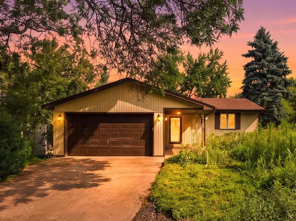 631 Transit Ave, Roseville, MN 55113
