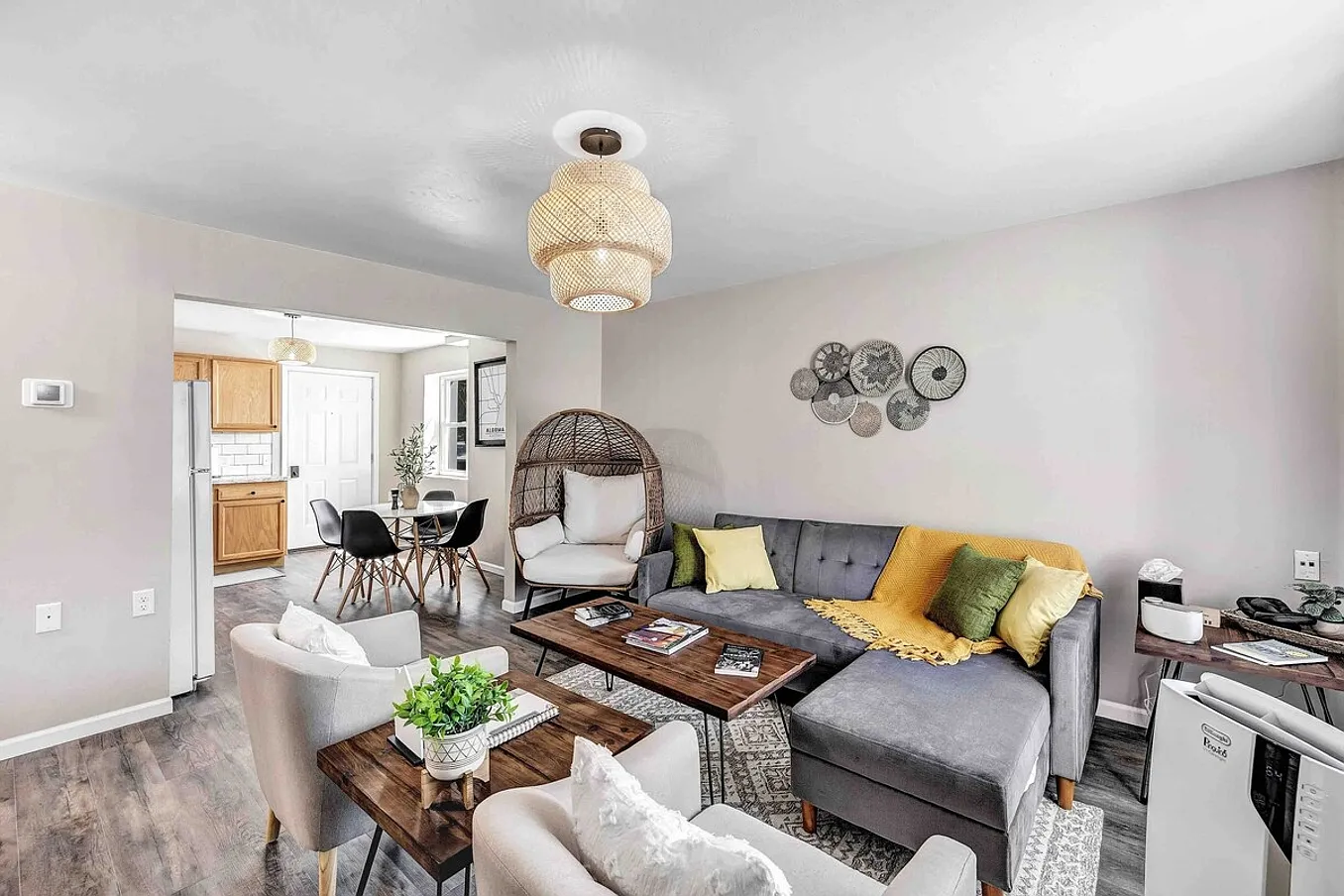2 bed, $6,750 — Photo 2