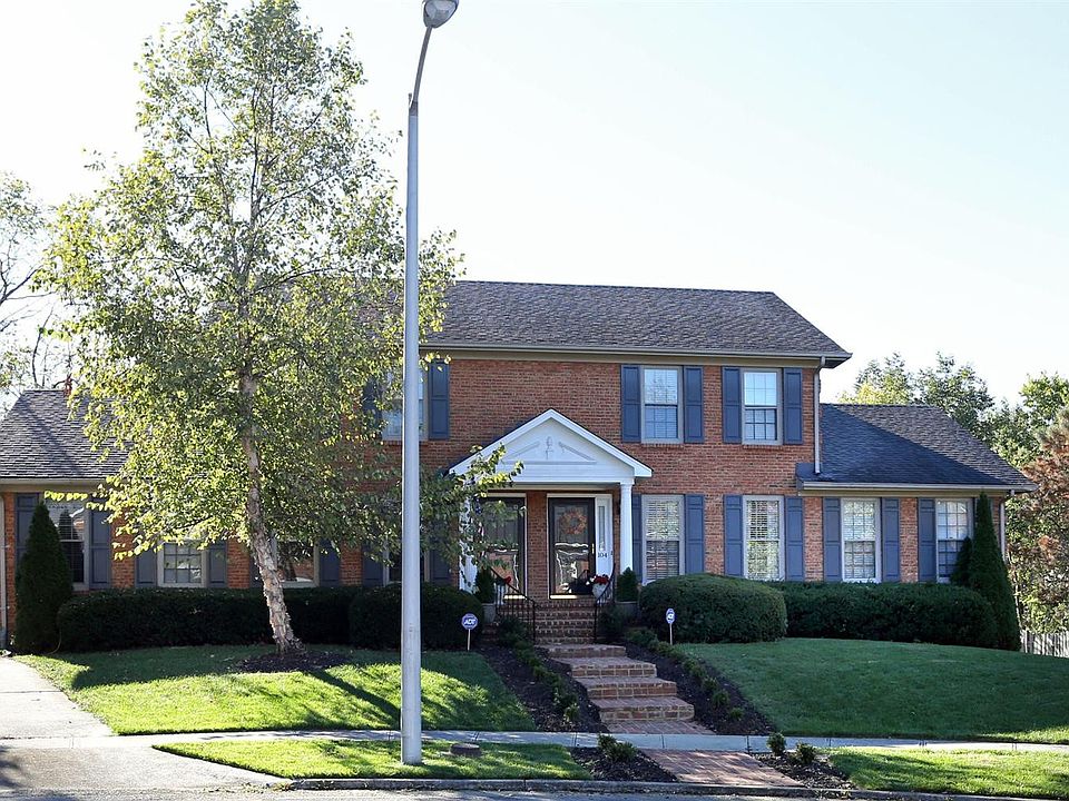 1st image of 102 Chippendale Ct #104