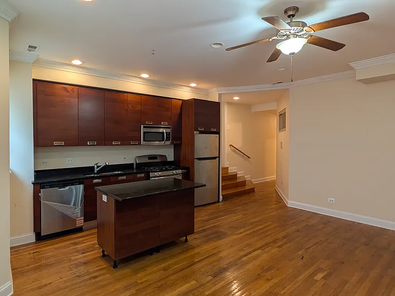 6937 N Oakley Ave #GE — Photo 4