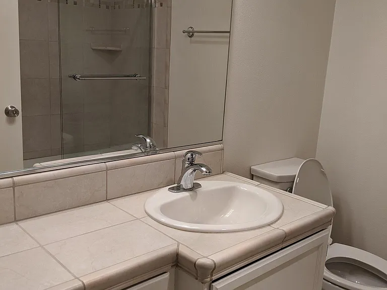 815 Balboa Ave #105 — Photo 6