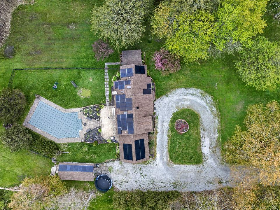 1st image of 137 Blue Hill Road