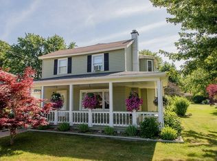 4181 Maple St, Perry, OH 44081