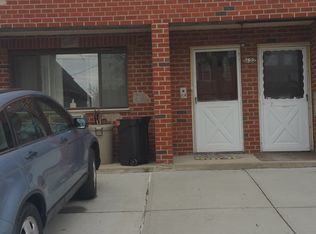 6122 168th St APT 2R, Fresh Meadows, NY 11365