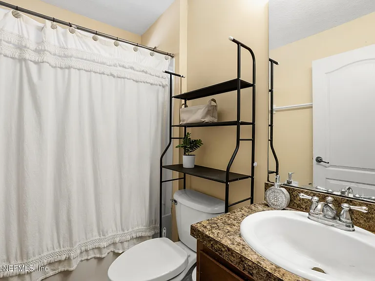 45084 Ingleham Cir — Photo 21