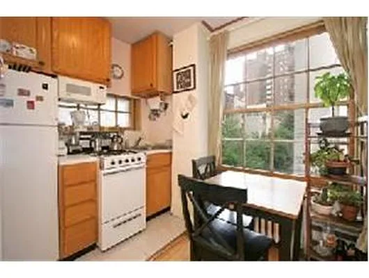 Sold by Douglas Elliman | media 9