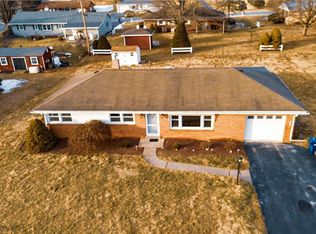 4627 Gary Rd S, Orefield, PA 18069