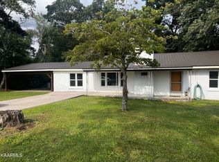 79 Rector Ln, Crossville, TN 38555