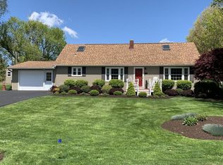 1750 Castle Gardens Rd, Vestal, NY 13850