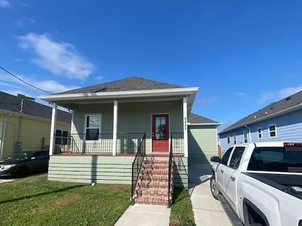 8409 Curran Rd, New Orleans, LA 70127