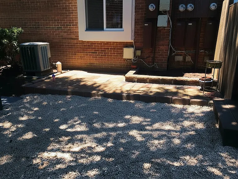 1105 N Taylor St — Photo 49