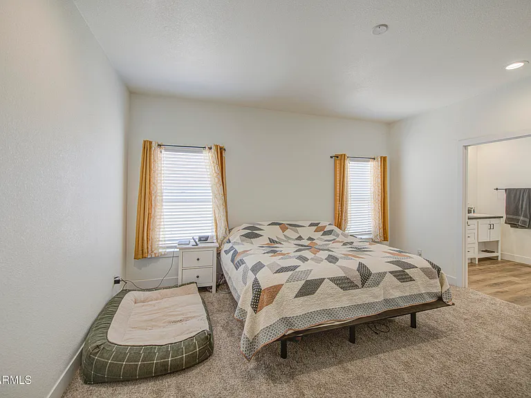 4057 N Solar St — Photo 25