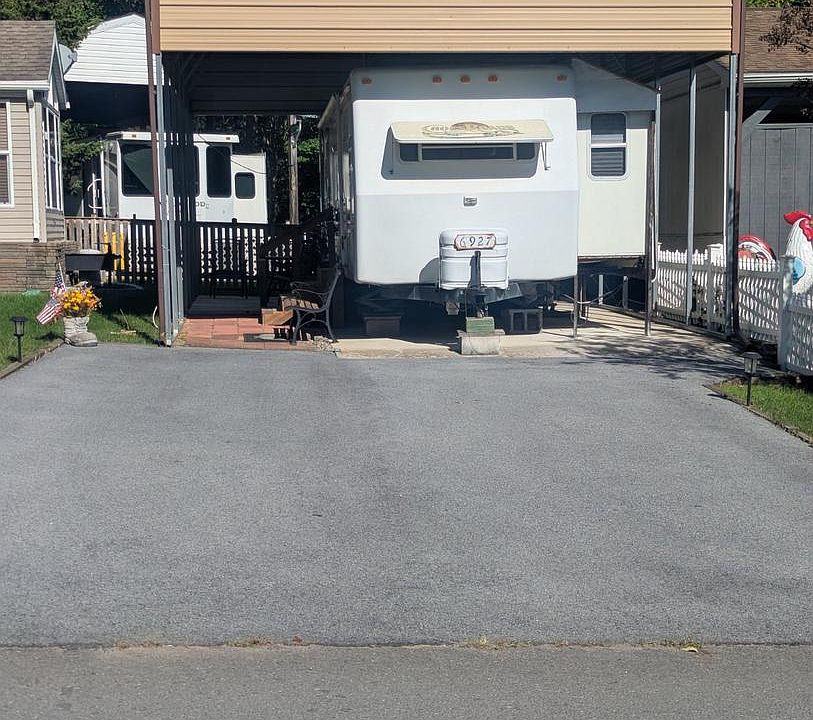 1st image of 27 Ranger Rd