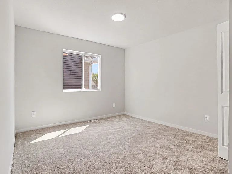 360 N Sherman St — Photo 18