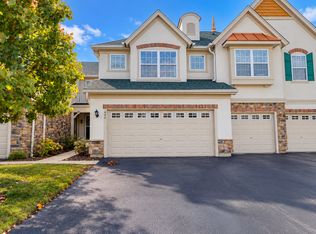 446 E Bay Tree Cir #446, Vernon Hills, IL 60061