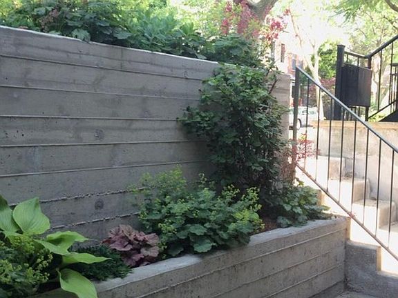 3rd image of 2538 N Marshfield Ave #2