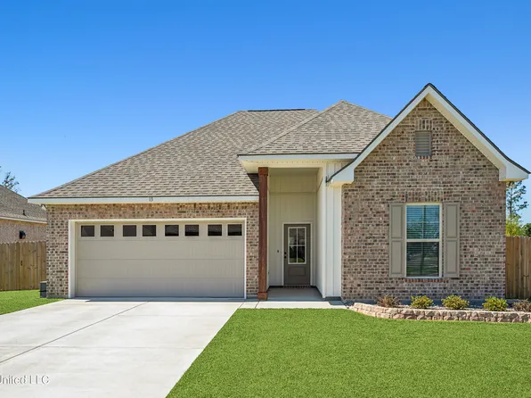 13 Bear Point Way, Long Beach, MS 39560