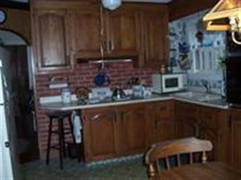 4th image of 16 DESTEFANO Street