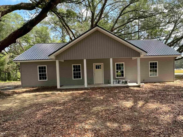 3000 Lindsey Dr, Claxton, GA 30417