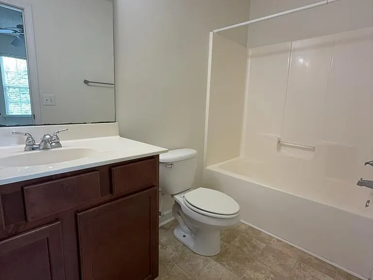 207 Lanieve Ct #10 — Photo 7
