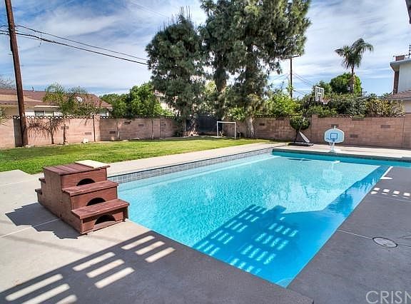 Find yourself relaxing pool side in your sparkling swimming pool (recently resurface & tiled), a spacious patio area for entertaining, and spacious grassy play area.