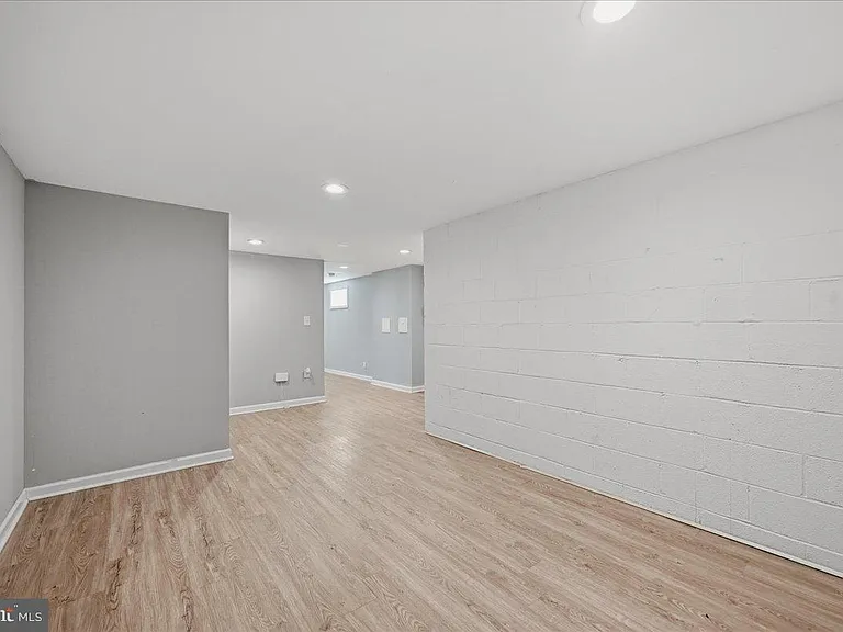 17 Lizbeth Ln — Photo 33