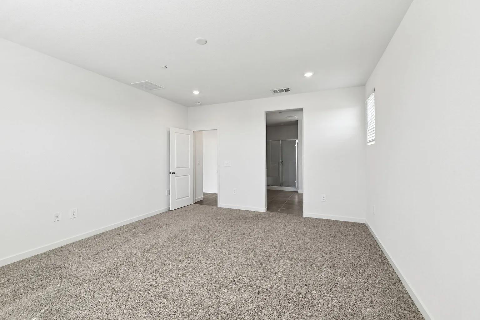 1276 Bastion Ave photo 1