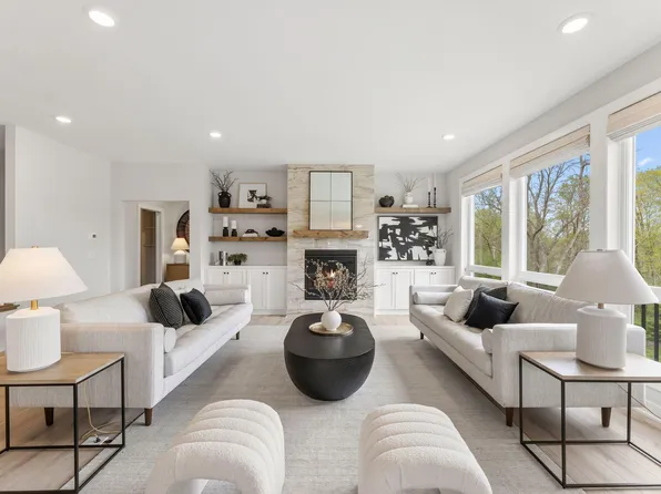 4956 Bennett St SE, Prior Lake, MN 55372