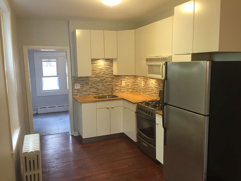 1st image of 2106 E Ontario St