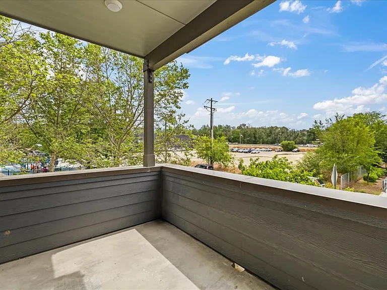 549 E Trackstand Ln — Photo 19