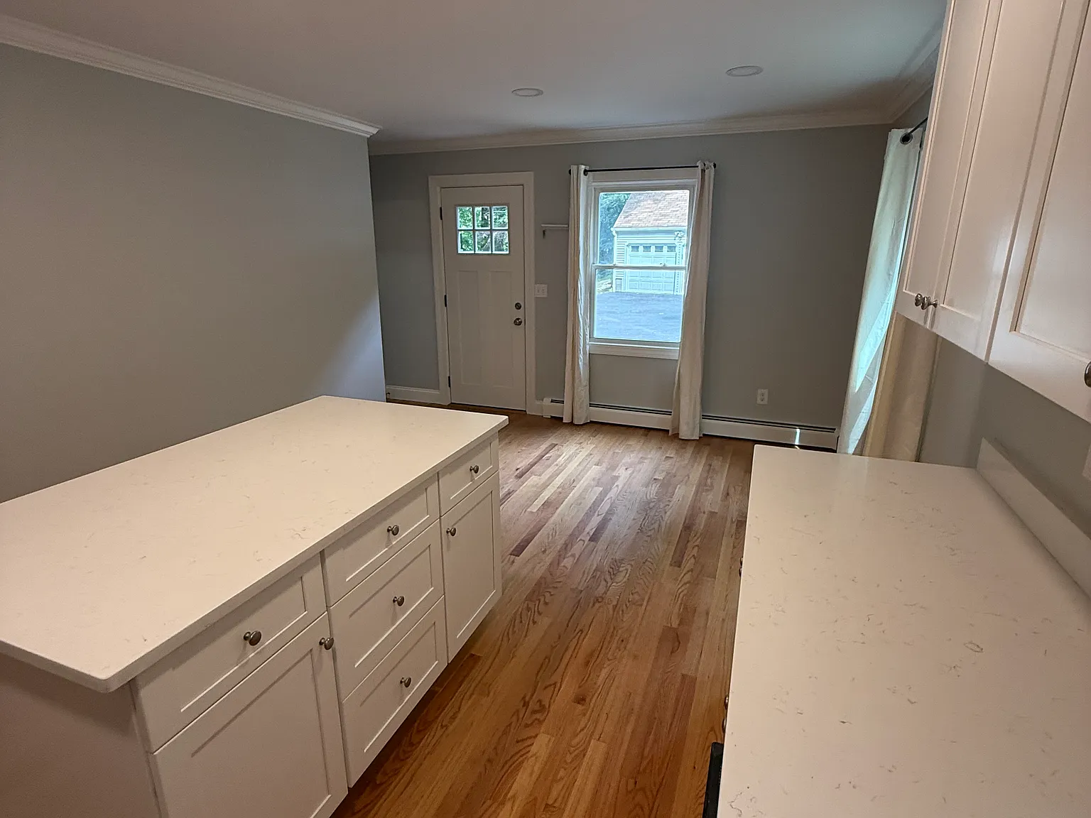 2 bed, 2.5 bath, 1650 sqft, $2,650 — Photo 4