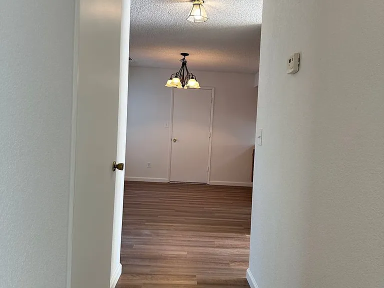 4166 Jasper Way — Photo 17