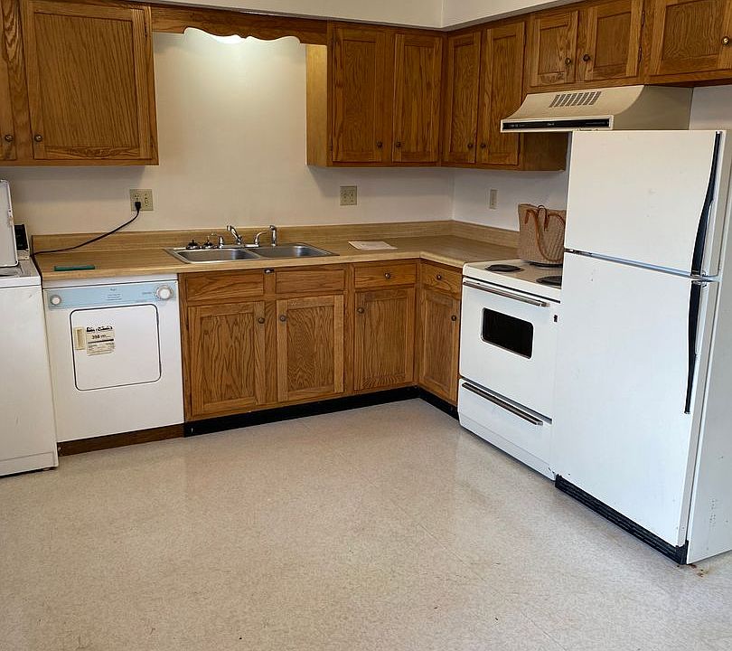 1st image of 304 Martin Ct APT C