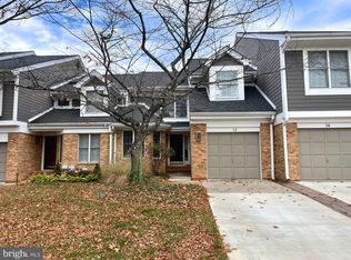 12 River Oaks Cir, Baltimore, MD 21208