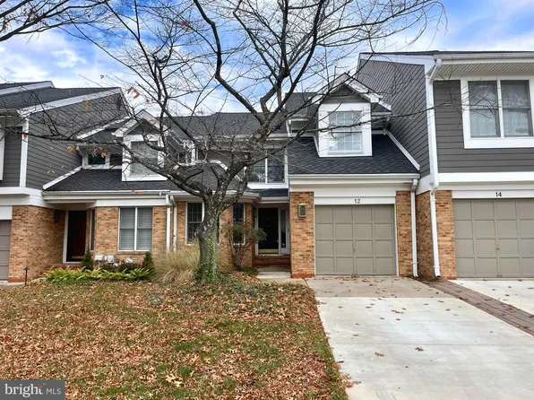 12 River Oaks Cir, Baltimore, MD 21208