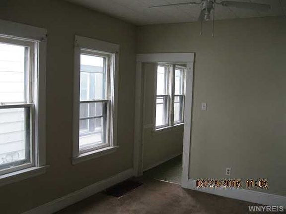 5th image of 225 Crowley Ave