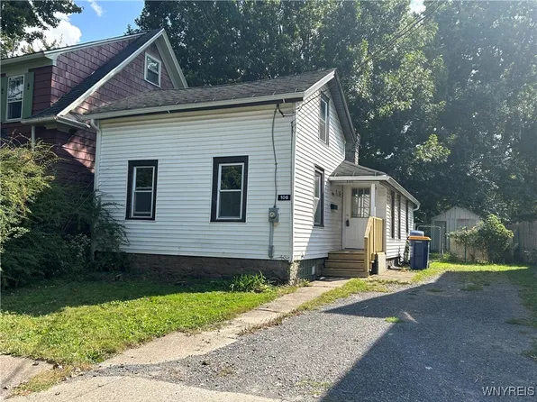 106 Lewis St, Lockport, NY 14094