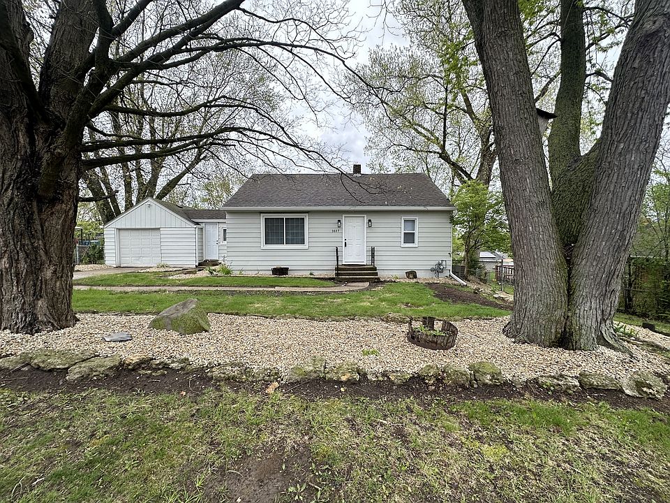 1st image of 3037 Horton St