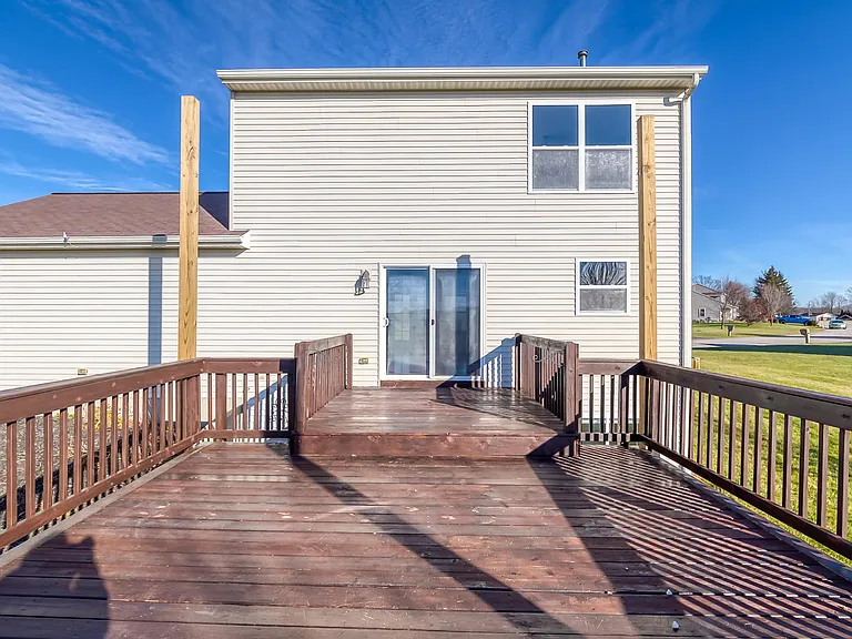 6918 Peninsula Dr NE — Photo 33