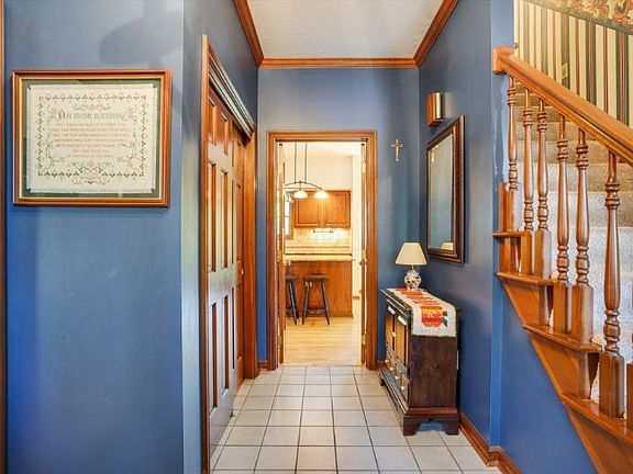 4th image of 1036 Woodtown Dr